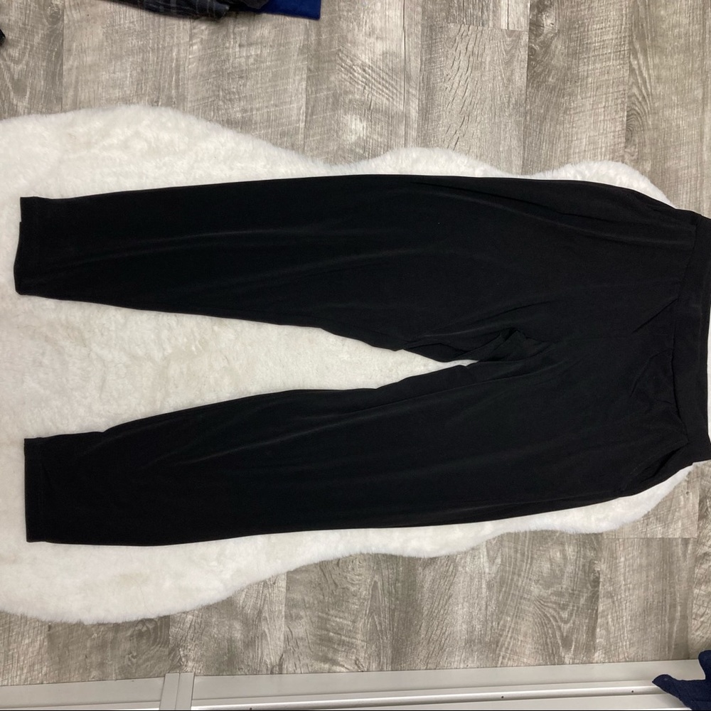 Clara sun woo joggers